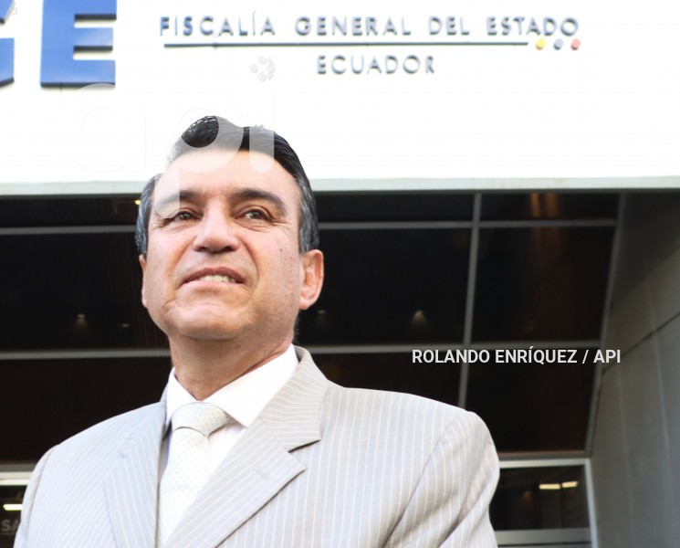 PERITO-MEZA-FISCALIA-GENERAL