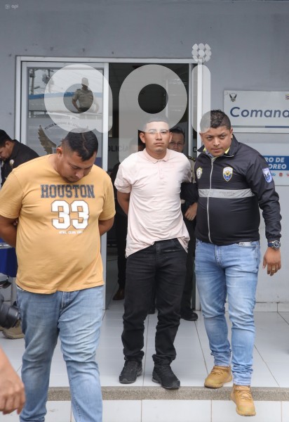 GYE-ROBO DE ARMAS