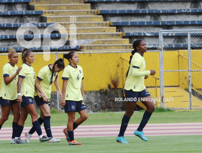 FBL-SELECCION-FEMENINA-ECUADOR-CUBA