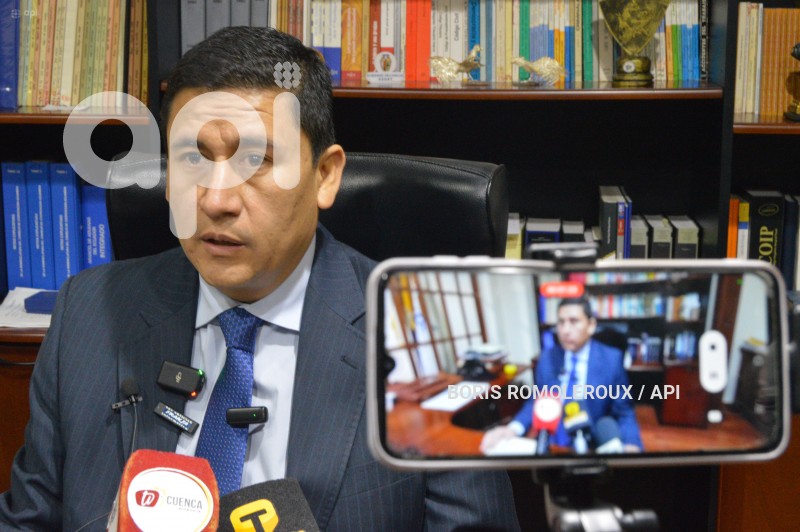 CUENCA-FISCAL ROBERTO ESPINOSA-MUERTES PRESUNTO SICARIATO