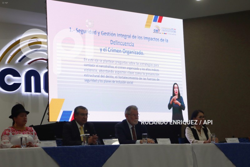 EJES-DEBATE-PRESIDENCIAL-CNE