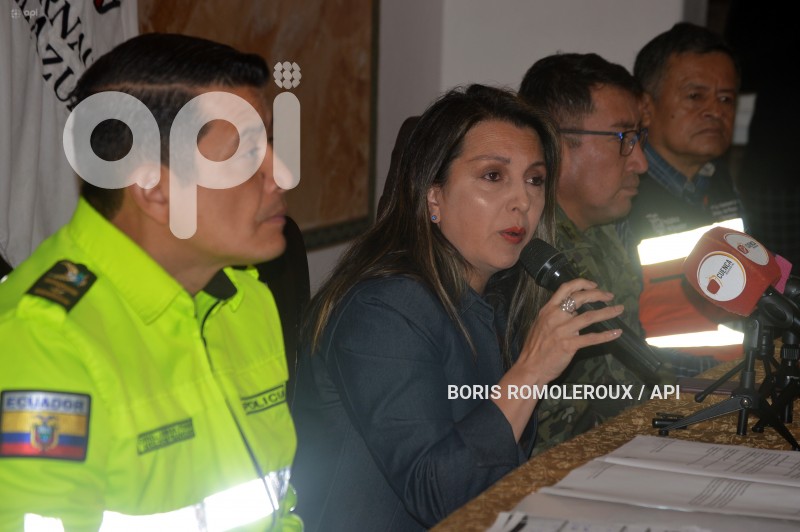 CUENCA-GOBERNADORA CONSUELO ORELLANA
