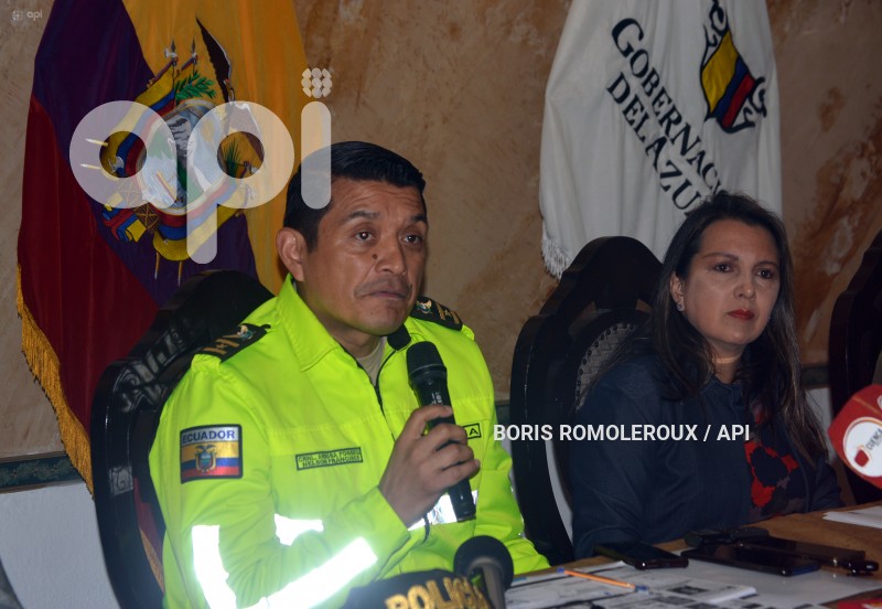 CUENCA-GOBERNADORA CONSUELO ORELLANA