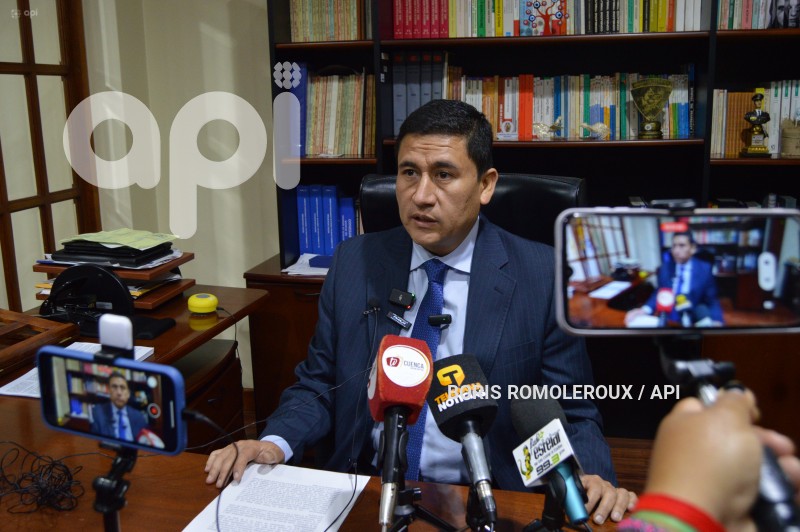 CUENCA-FISCAL ROBERTO ESPINOSA-MUERTES PRESUNTO SICARIATO