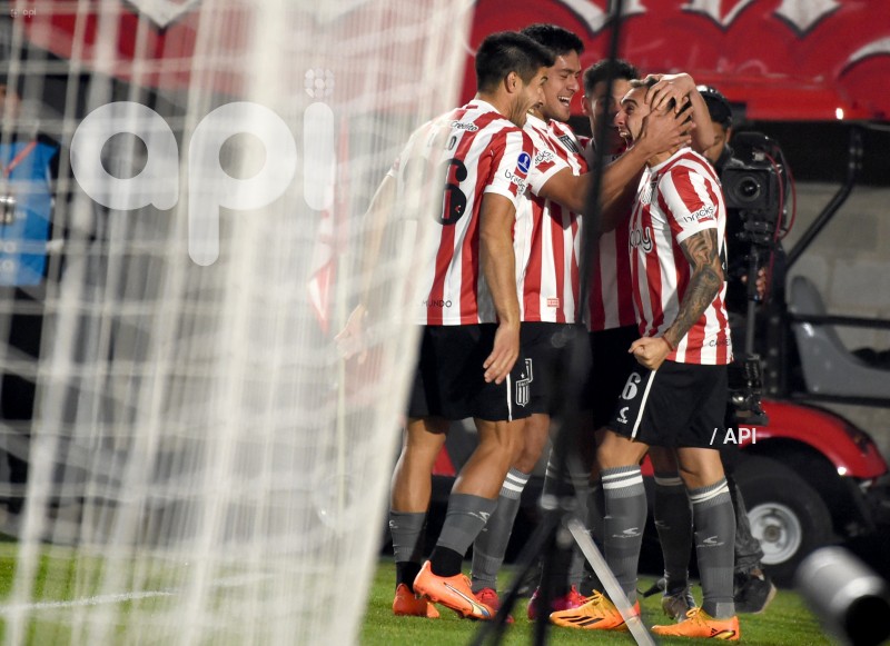 FBL-SUDAMERICANA-ESTUDIANTES-BARCELONA