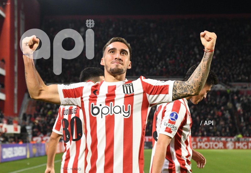 FBL-SUDAMERICANA-ESTUDIANTES-BARCELONA
