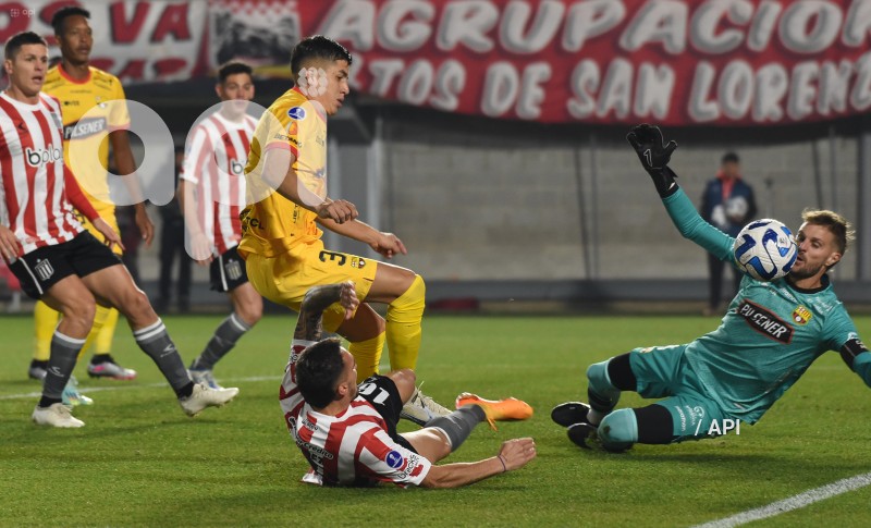 FBL-SUDAMERICANA-ESTUDIANTES-BARCELONA