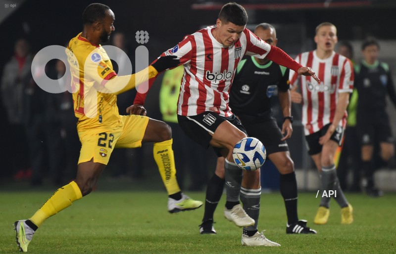 FBL-SUDAMERICANA-ESTUDIANTES-BARCELONA
