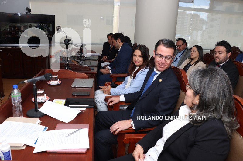 AUDIENCIA-CREDITOS-EDUCATIVOS