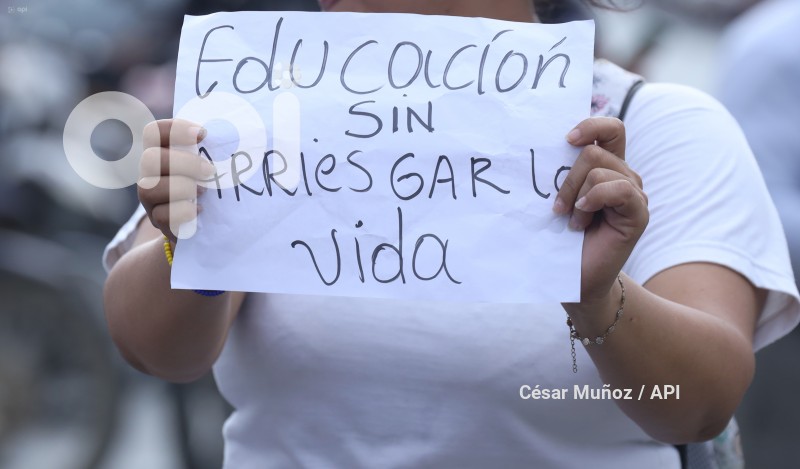GYE-PLANTON SEGURIDAD ESCUELAS