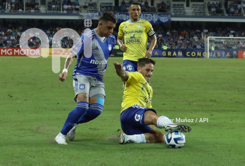 FBL-SUD-EMELEC-SPORTING CRISTAL