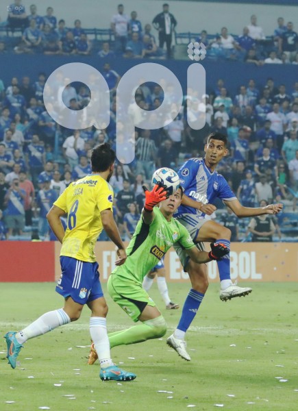 FBL-SUD-EMELEC-SPORTING CRISTAL