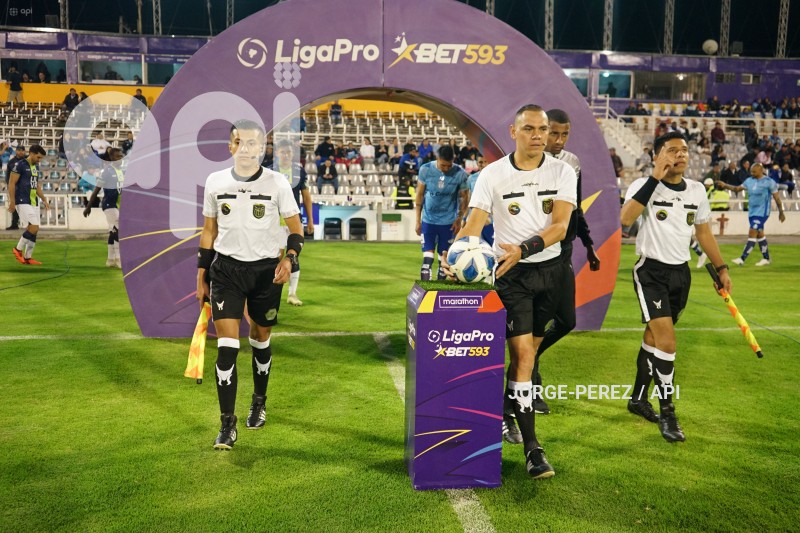 FBL-LIGA-PRO-BET593-SERIE-B-MACARA-BUHOS-