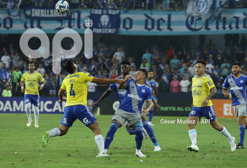 FBL-SUD-EMELEC-SPORTING CRISTAL