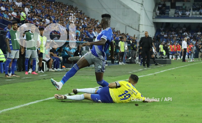 FBL-SUD-EMELEC-SPORTING CRISTAL
