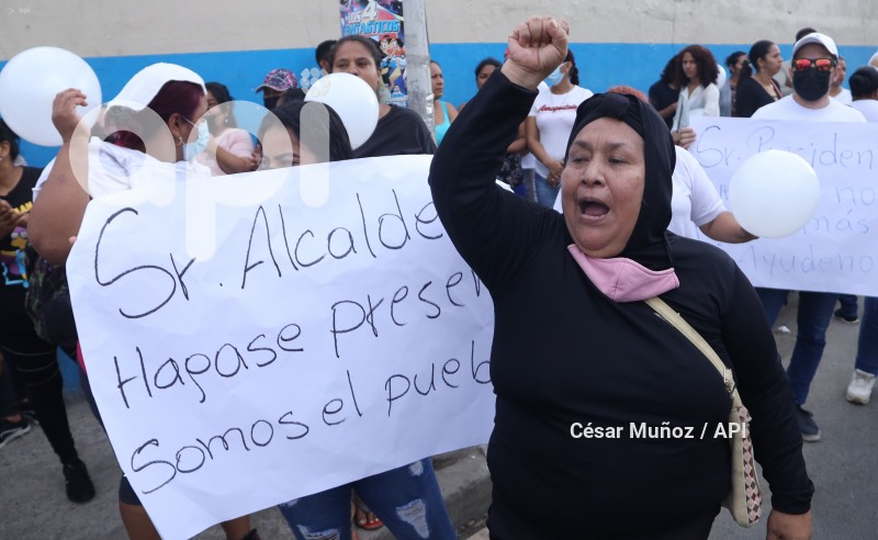 GYE-PLANTON SEGURIDAD ESCUELAS