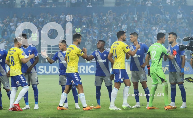 FBL-SUD-EMELEC-SPORTING CRISTAL