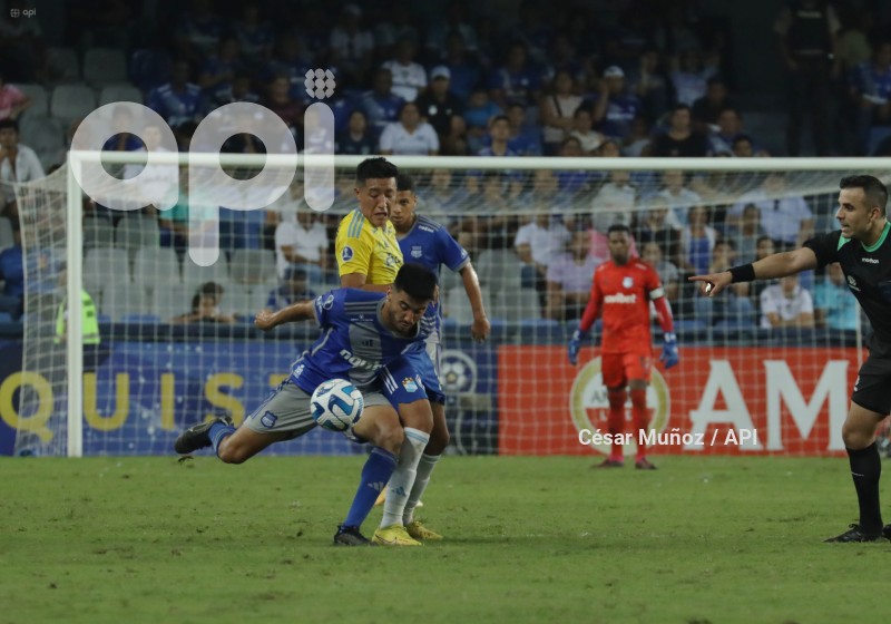 FBL-SUD-EMELEC-SPORTING CRISTAL