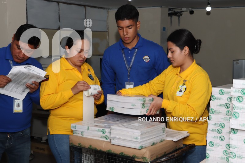 MATERIAL-ELECTORAL-CNE-IGM