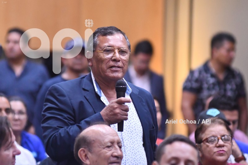 MANTA-LUISA-GONZALEZ-ELECCIONES-CAMPANA