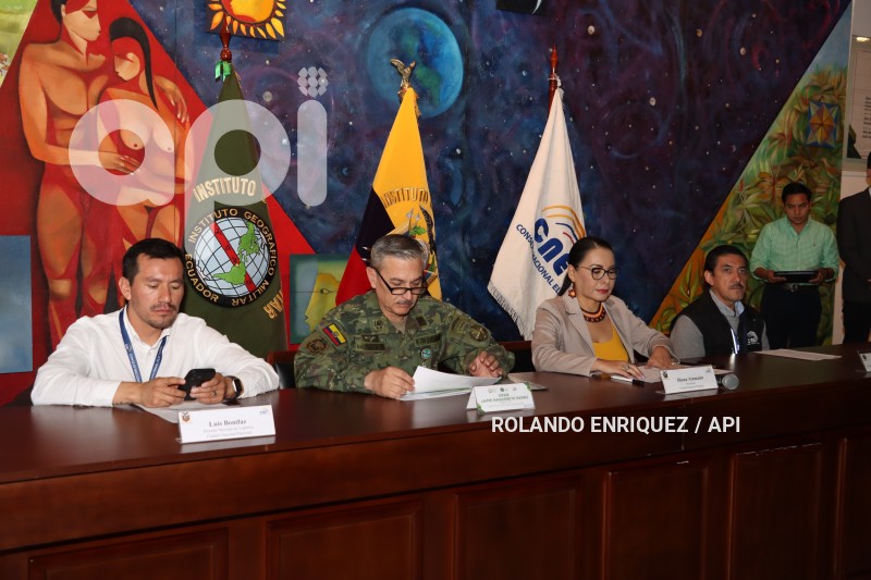 MATERIAL-ELECTORAL-CNE-IGM