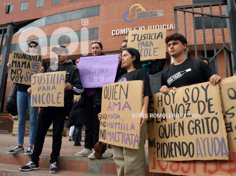 CUENCA-PLANTON -POR TENTATIVA DE FEMICIDIO
