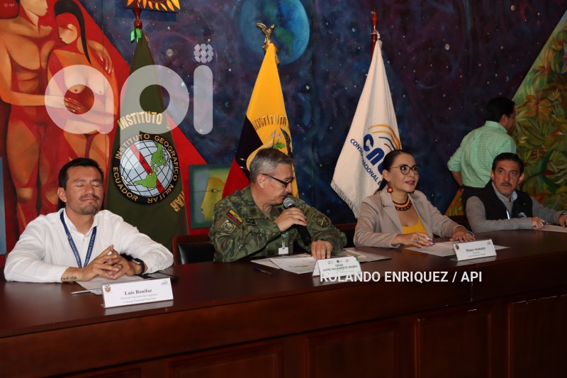 MATERIAL-ELECTORAL-CNE-IGM