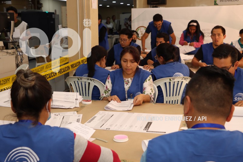 MATERIAL-ELECTORAL-CNE-IGM