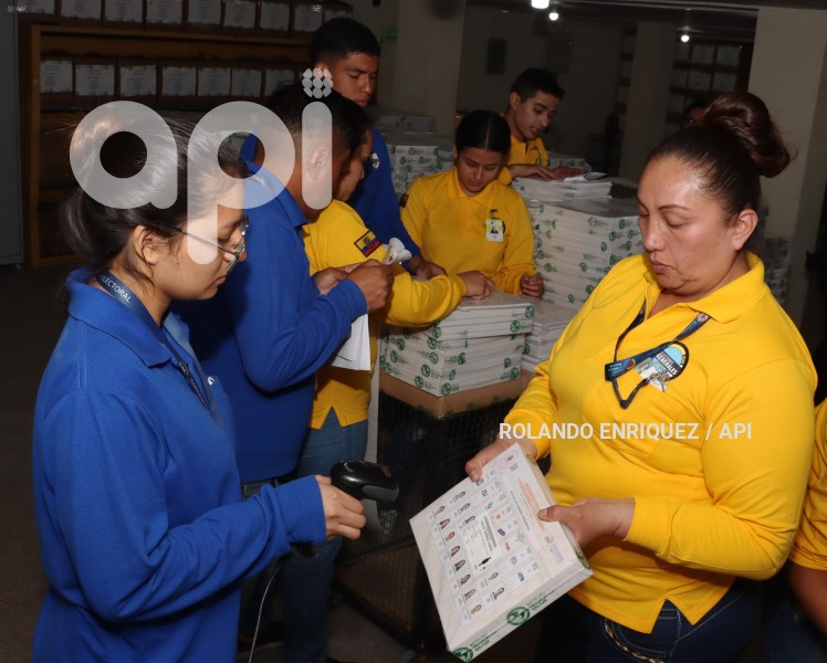 MATERIAL-ELECTORAL-CNE-IGM