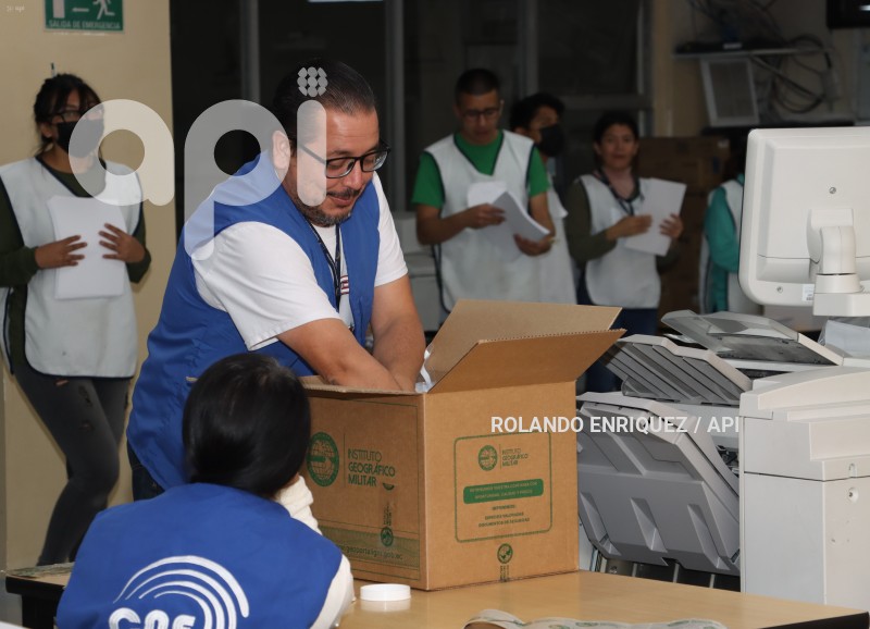 MATERIAL-ELECTORAL-CNE-IGM
