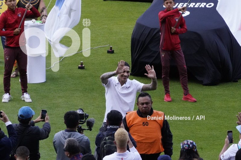 FBL-PRESENTACION-PAOLO-GUERRERO