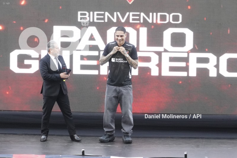 FBL-PRESENTACION-PAOLO-GUERRERO