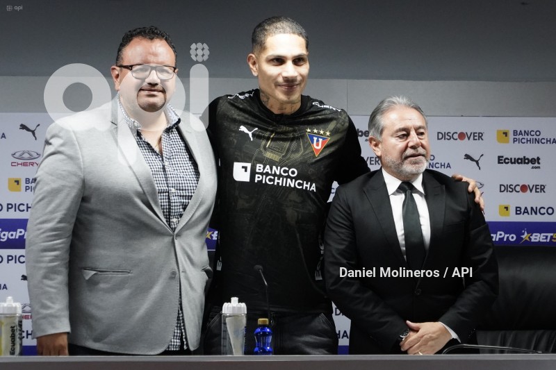 FBL-PRESENTACION-PAOLO-GUERRERO