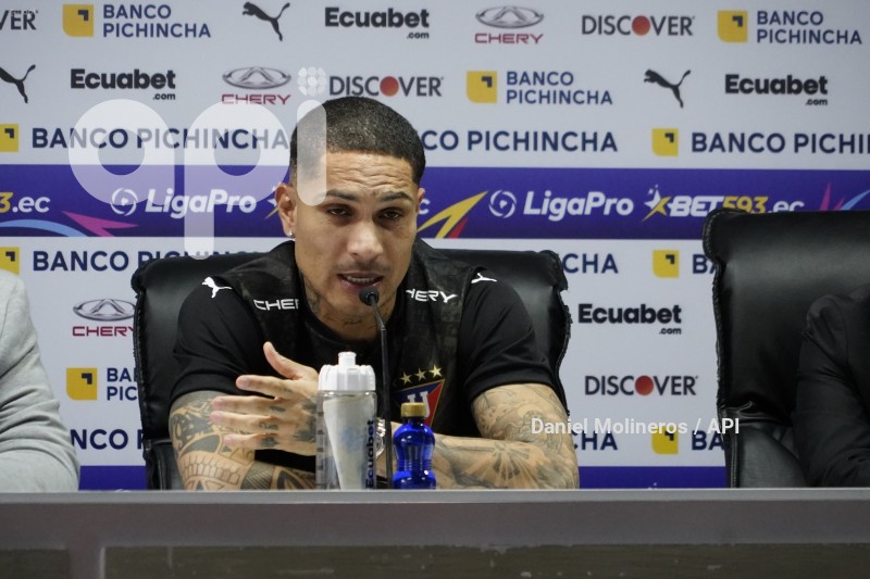 FBL-PRESENTACION-PAOLO-GUERRERO