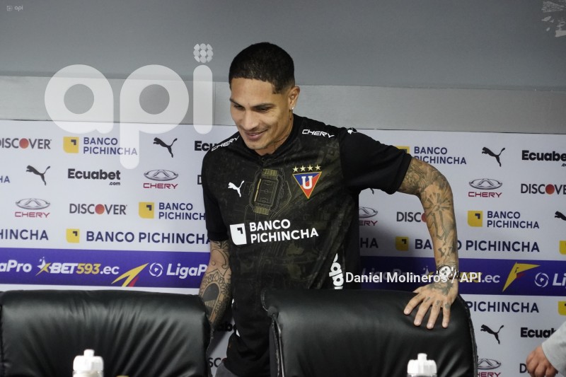 FBL-PRESENTACION-PAOLO-GUERRERO