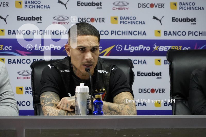 FBL-PRESENTACION-PAOLO-GUERRERO