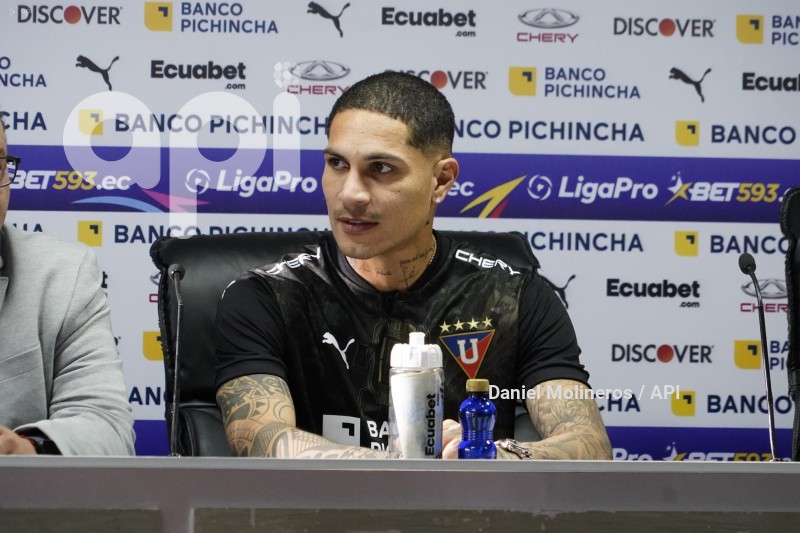 FBL-PRESENTACION-PAOLO-GUERRERO