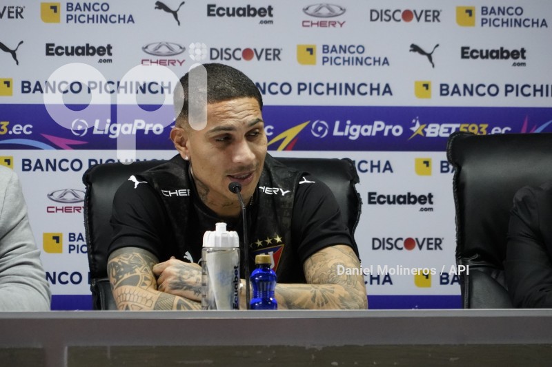 FBL-PRESENTACION-PAOLO-GUERRERO