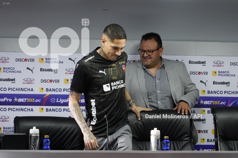 FBL-PRESENTACION-PAOLO-GUERRERO