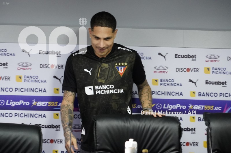 FBL-PRESENTACION-PAOLO-GUERRERO