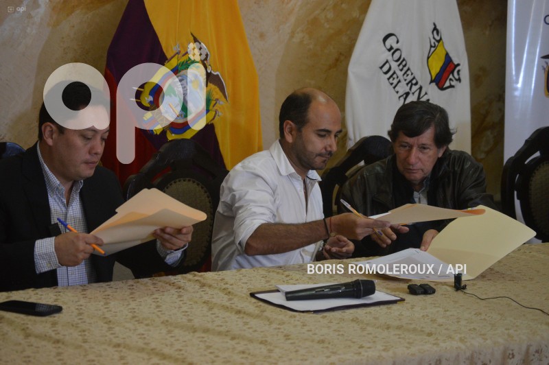 CUENCA-SUSCRIPCION CONVENIOS-RED VIAL-AZUAY