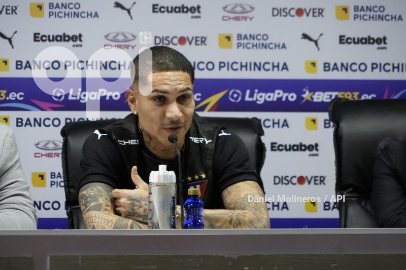 FBL-PRESENTACION-PAOLO-GUERRERO