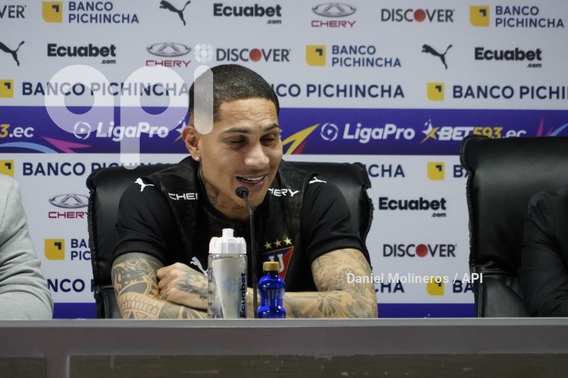 FBL-PRESENTACION-PAOLO-GUERRERO