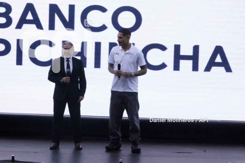 FBL-PRESENTACION-PAOLO-GUERRERO