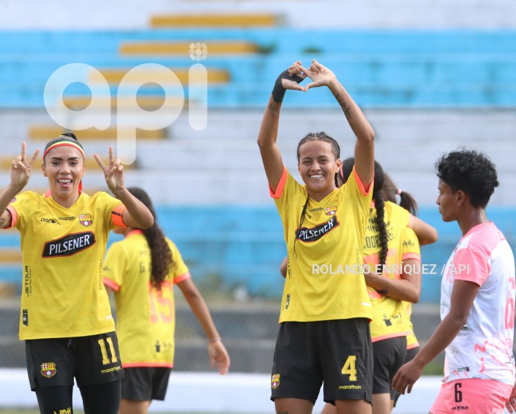 FBL-SUPERLIGA-FEMENINA-NANAS-BARCELONA