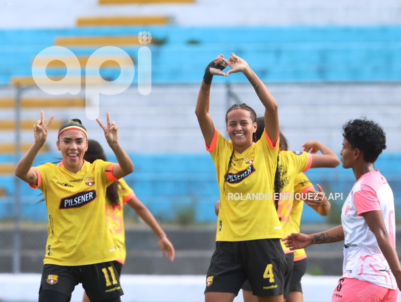 FBL-SUPERLIGA-FEMENINA-NANAS-BARCELONA