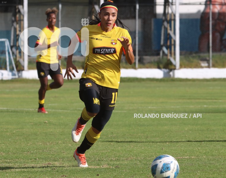 FBL-SUPERLIGA-FEMENINA-NANAS-BARCELONA