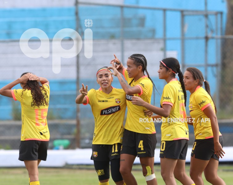 FBL-SUPERLIGA-FEMENINA-NANAS-BARCELONA