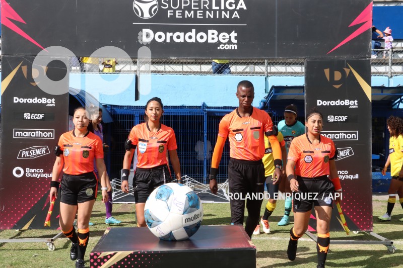 FBL-SUPERLIGA-FEMENINA-NANAS-BARCELONA