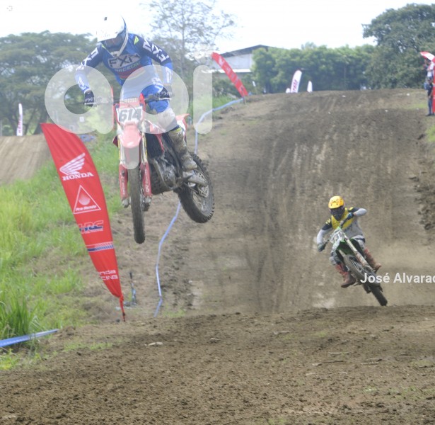 GYE-MOTOCROSS NICOLAS MERCHAN